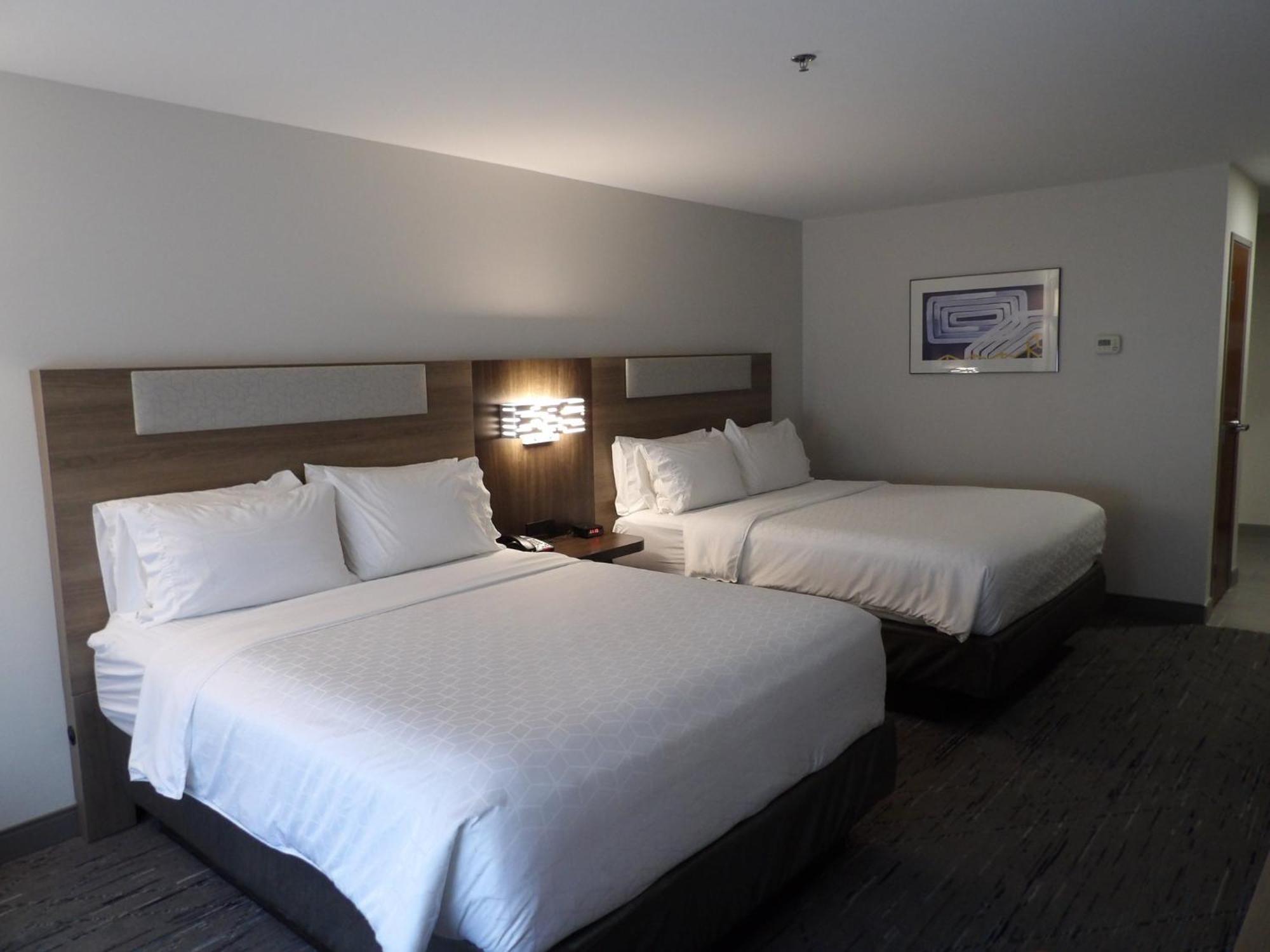 Holiday Inn Express & Suites - Huntsville Airport By Ihg Madison Exterior photo